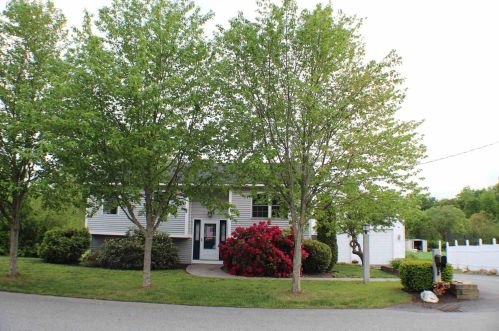 6 Sunset St, Unity, NH 03743-3043