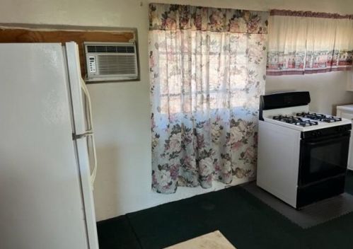 2270 Mt Vernon Ave, Riverside CA  92507-4624 exterior