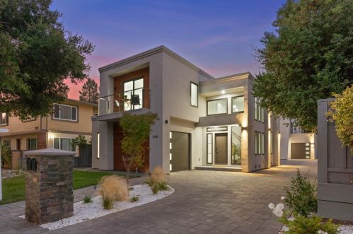 845 Webster St, Palo Alto, CA 94301-4404