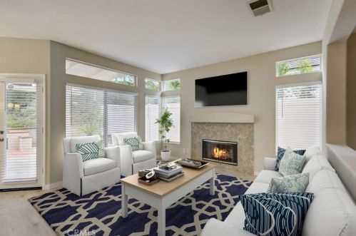 949 Lone Pine Ln, Anaheim CA  92808-2309 exterior