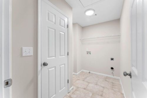 125 Parkside Dr, Stockbridge GA  exterior