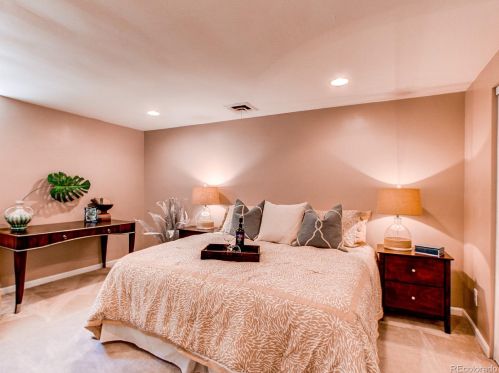 4500 Huron St, Englewood CO 80110-5636 exterior