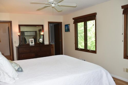 15737 Hayes Trail Ct, Saint Paul MN  55124-7143 exterior