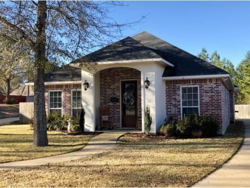 3135 Summer Hill Cir, Nacogdoches, TX 75965-6592