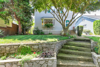 2816 Dunckley St, Portland, OR 97212-1646
