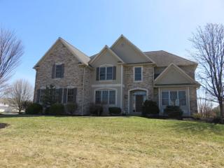 4305 Eisenhower Dr, Bethlehem PA  18020-8937 exterior
