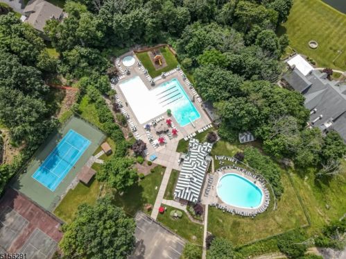 7 Osprey, Hackettstown NJ  07840-2726 exterior