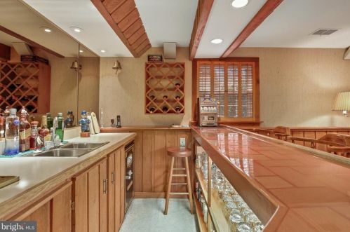 176 Berrywood Dr, Severna Park MD 21146-2033 exterior