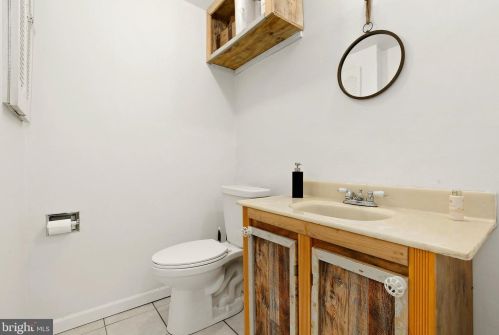 1812 Tufa Ter, Silver Spring MD 20904-5352 exterior