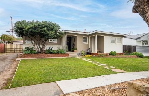 2113 Poplar St, Santa Ana, CA 92706-2440