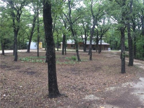 2552 Oak Valley Ln, Corsicana, TX 75110-0211
