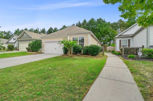 234 River Meadow Dr, Lagrange, GA 30241-6690