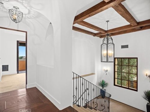 47 Echo Gln, Irvine CA  92603-0421 exterior