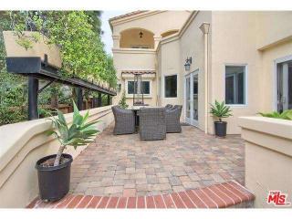 715 23rd St, Santa Monica CA  90402-3131 exterior