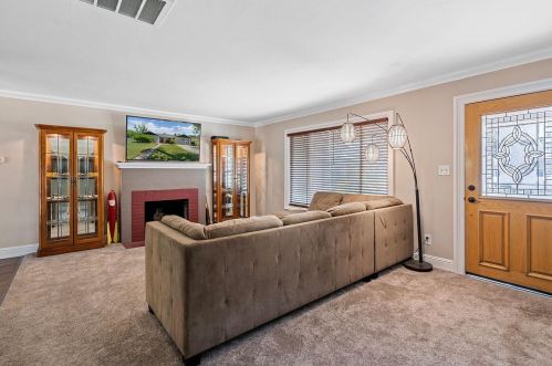 340 Santa Rosa Ave, Modesto CA  95354-1451 exterior