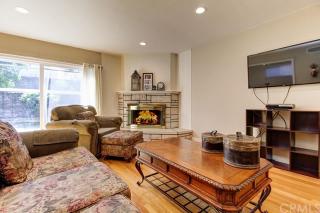 15430 Wilmaglen Dr, Whittier, CA 90604-3228