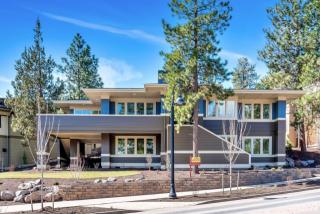 2251 Lemhi Pass Dr, Bend, OR 97701-6781