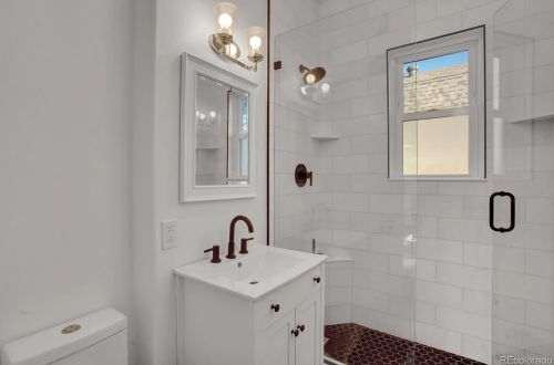 815 4th Ave, Denver CO  80218-3772 exterior