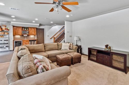 2308 Briarcliff Cmns, Atlanta GA  30345-2173 exterior