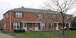 2085 Ridgeview Rd, Columbus OH  43221-2703 exterior