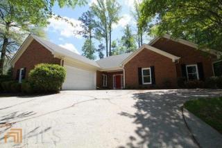 765 Forest Crossing Dr, Atlanta, GA 30331-7387