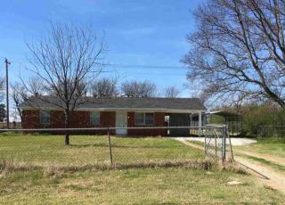 307 Chickasaw St, Kingston, OK 73439-8027