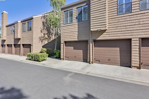 404 Overlook Dr, San Ramon, CA 94582-4549