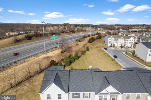 22 Appalachian Ct, Falling Waters WV  25419-1169 exterior