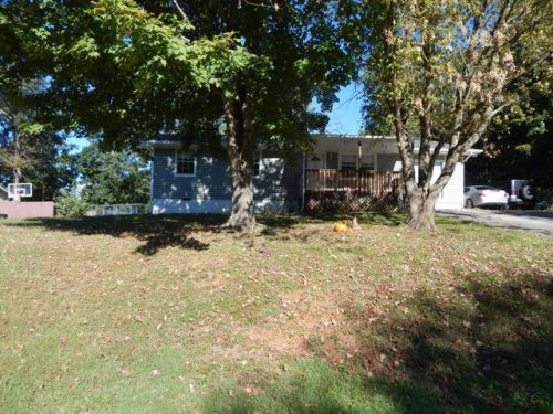 822 Houston Dr, Seymour, TN 37865-3446