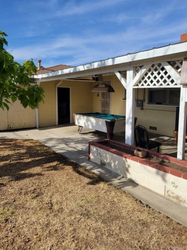 937 Onondaga Ave, Anaheim CA  92801-3538 exterior