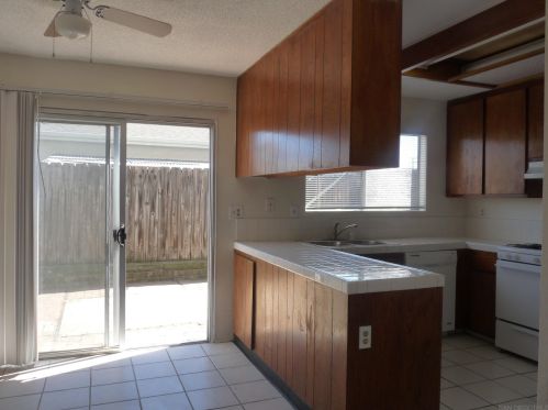 471 Lincoln Ave, El Cajon, CA 92020-4767