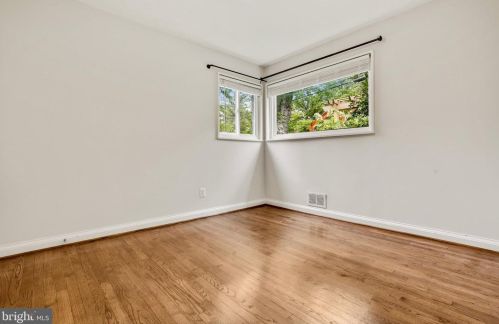 8412 Barron St, Silver Spring MD 20912-7247 exterior