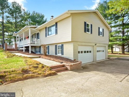 8106 Pete Wiles Rd, Middletown, MD 21769-8711