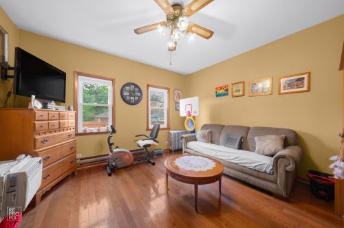 3708 Whipple St, Chicago IL  60618-4527 exterior