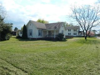 600 Hugh St, Parkersburg, WV 26101-5832