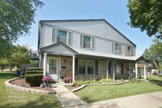 706 Shaw Ct, Schaumburg, IL 60194-2558