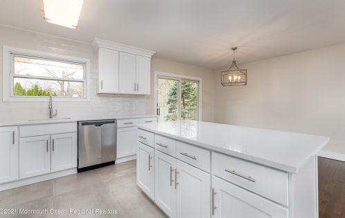 61 Western Dr, Wall Township NJ  07731-2727 exterior