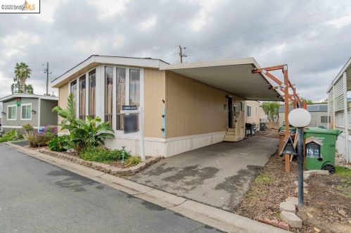 184 Medina Dr, Pacheco, CA 94553-6321