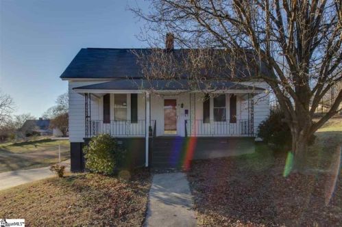 7 Sue Cleveland School Rd, Piedmont, SC 29673-1018