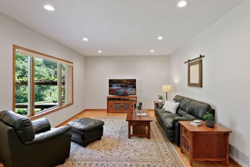 15787 Highview Dr, Saint Paul MN  55124-7011 exterior