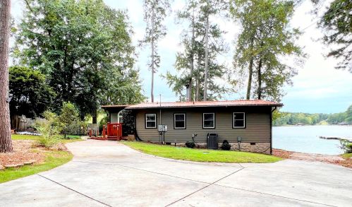 268 Scout Island Rd, Jackson, GA 30233-4804