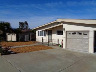 1717 Fernando St, Seaside CA  93955-4011 exterior