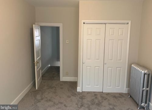 5927 4 St, Philadelphia PA 19140-2416 exterior