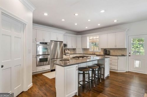 500 Highbrook Dr, Atlanta GA  30342-2319 exterior