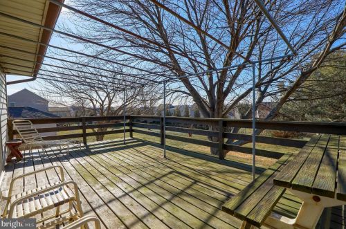 154 Amsterdam Rd, Lancaster PA  17603-9719 exterior