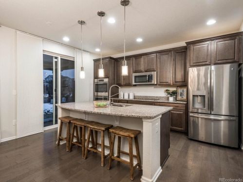 25380 Aberdeen Dr, Aurora CO 80016-3225 exterior