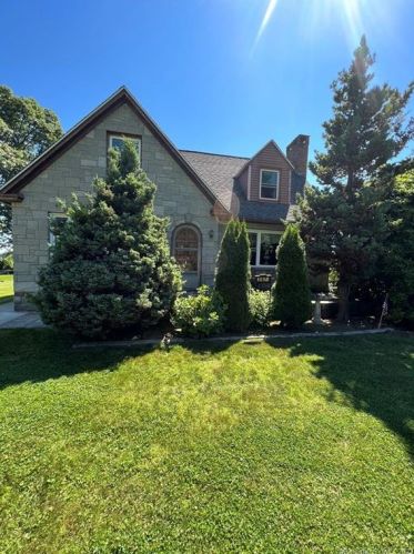 287 Peck Ln, Bristol, CT 06010-6158