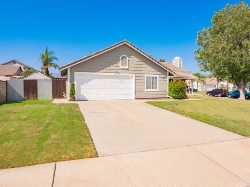 1146 Wildflower St, Rialto, CA 92377-8854