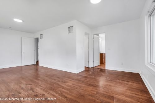 171 Wall St, Tinton Falls NJ  07724-2416 exterior