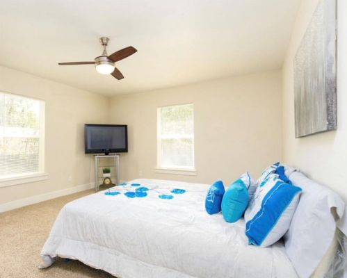 3200 6th Ave, Fort Worth TX  76110-3804 exterior